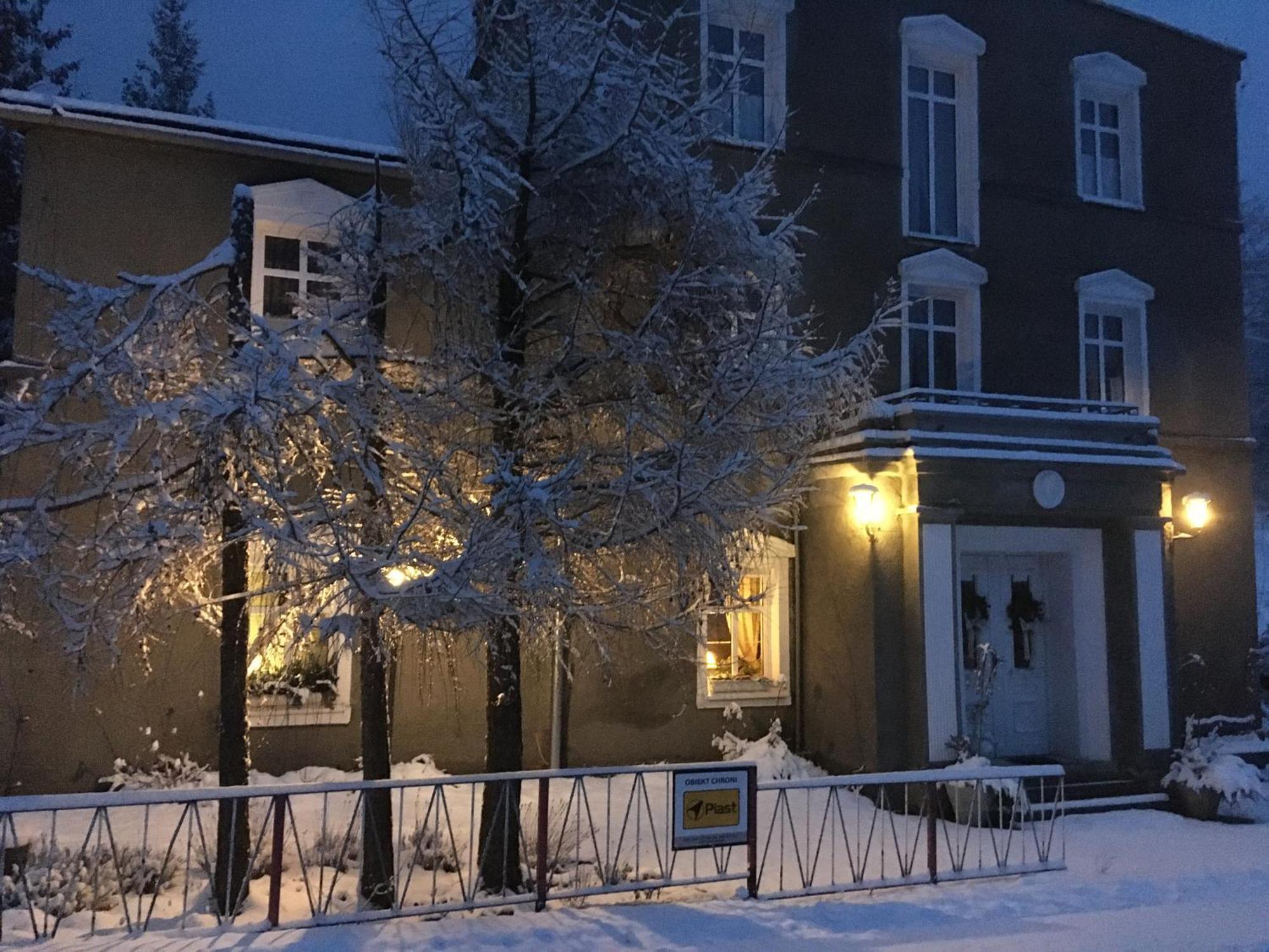 Stara Willa Jagniatkow Exterior photo